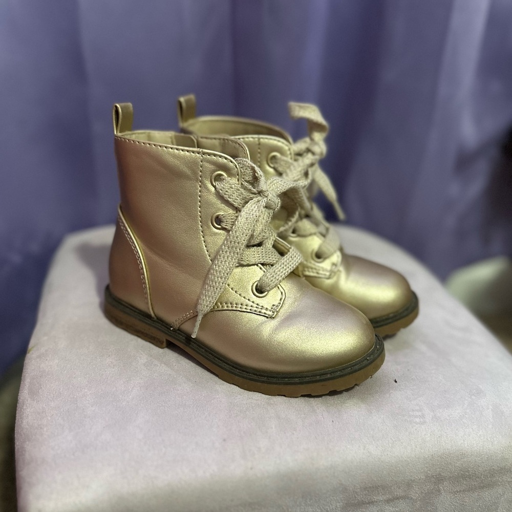 Toddler gold boots